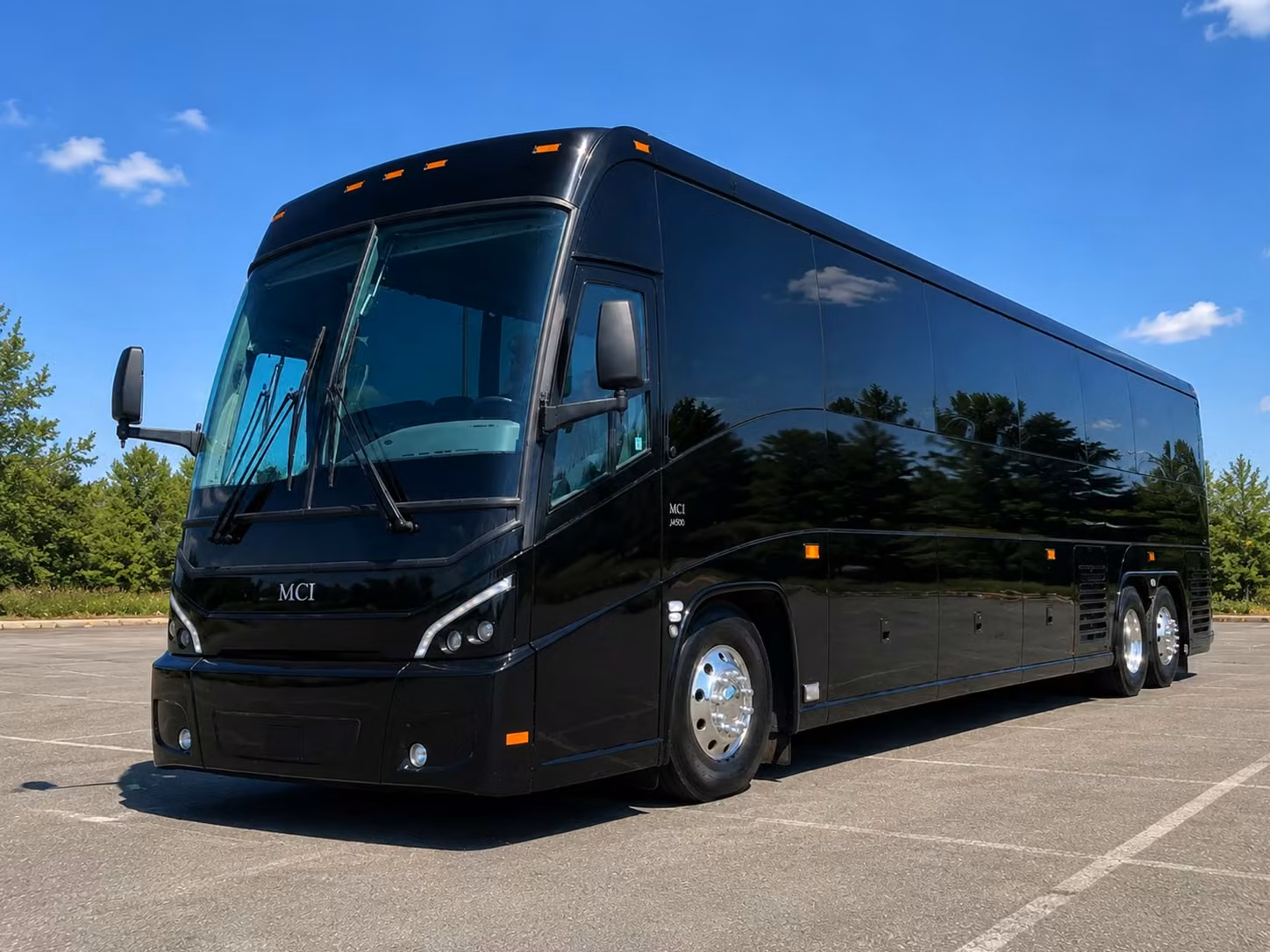 eugene duck fan shuttles game day transportation to autzen stadium
